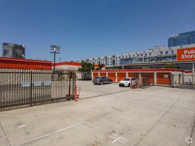 Building Photo - Habitat Residences