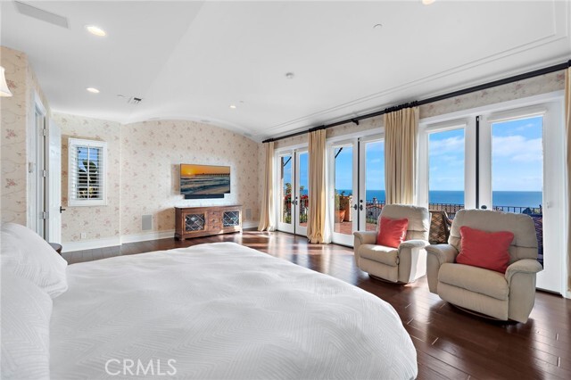Building Photo - 8 Whalers Bluff