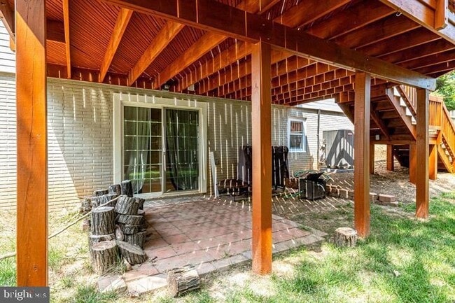 Building Photo - 2601 Seskey Glen Ct