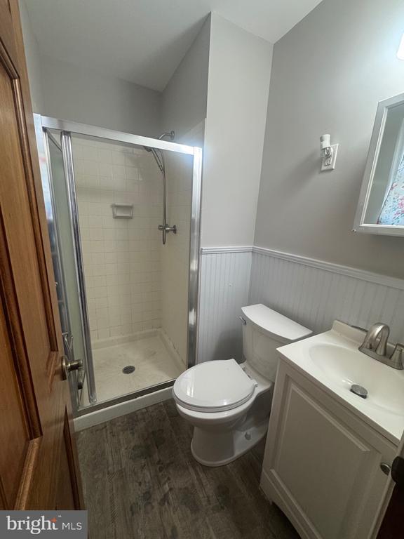 Building Photo - 172 Chapel Dr