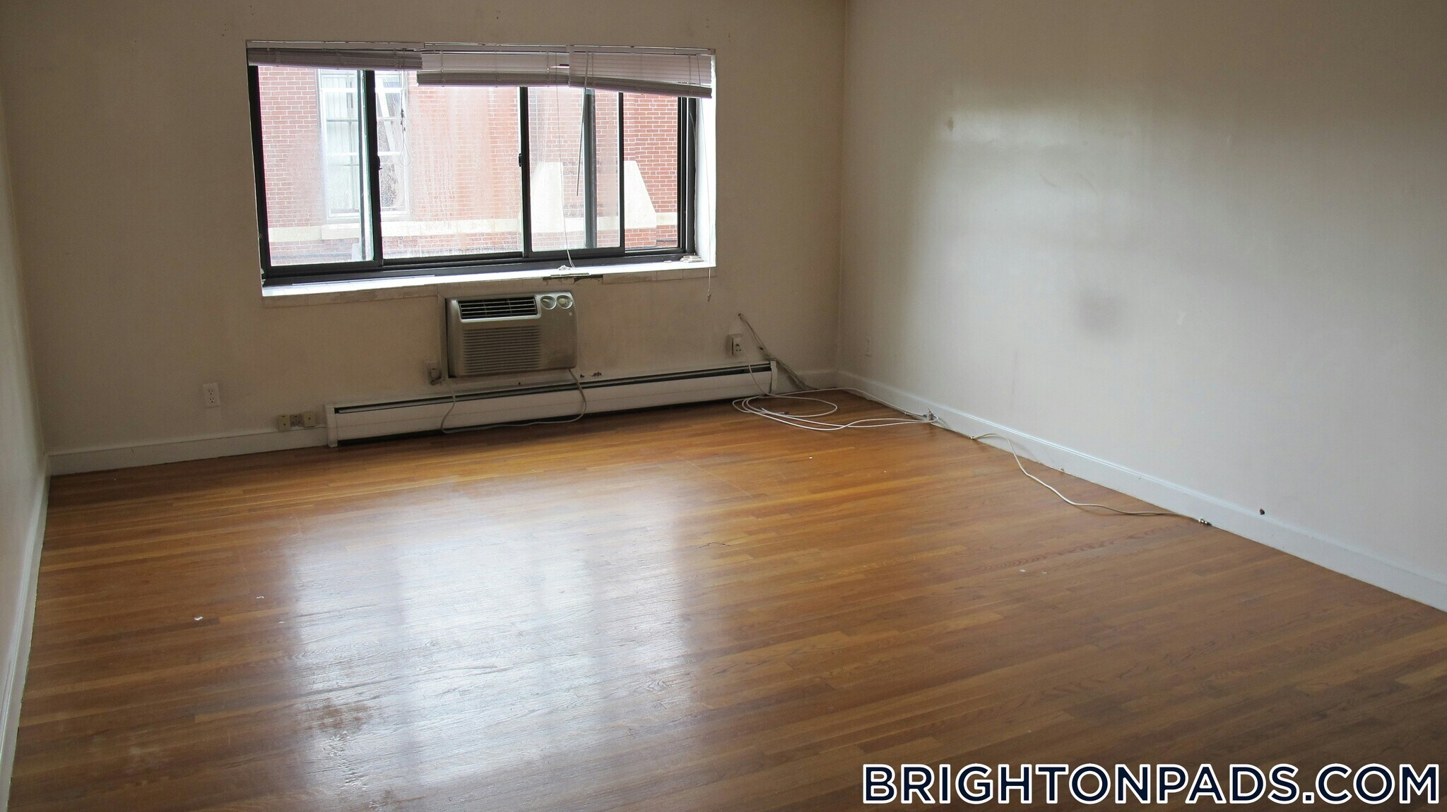 Building Photo - 36 Dighton St