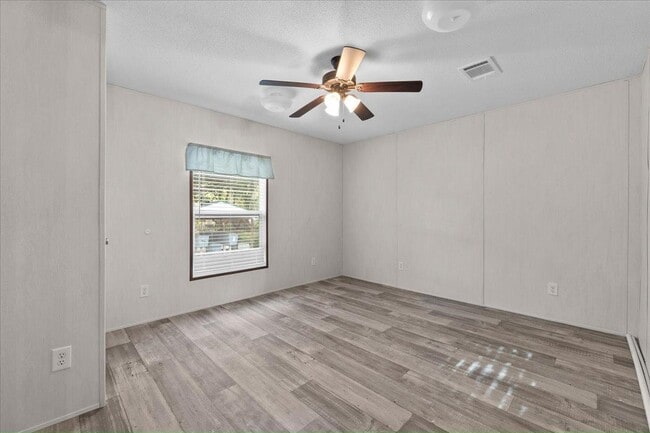Building Photo - 42 Tower Manor Dr
