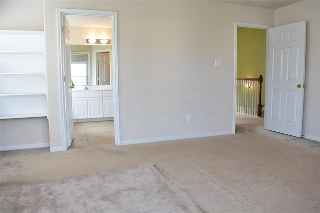 Building Photo - 2911 Creek Arbor Cir