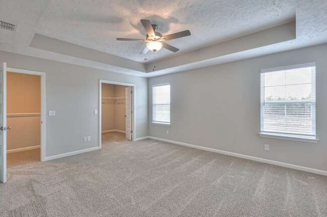 Building Photo - Brand New Luxury Townhome! 3 BR, 2.5 BA, 2 Car Garage, Pool, Dog Park, and More!