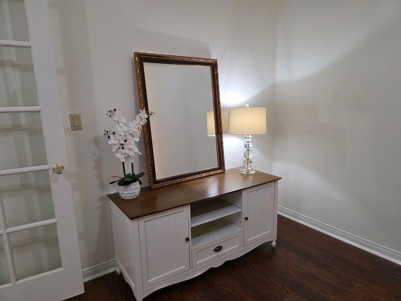 Building Photo - 10403 Coconut Grove Ct