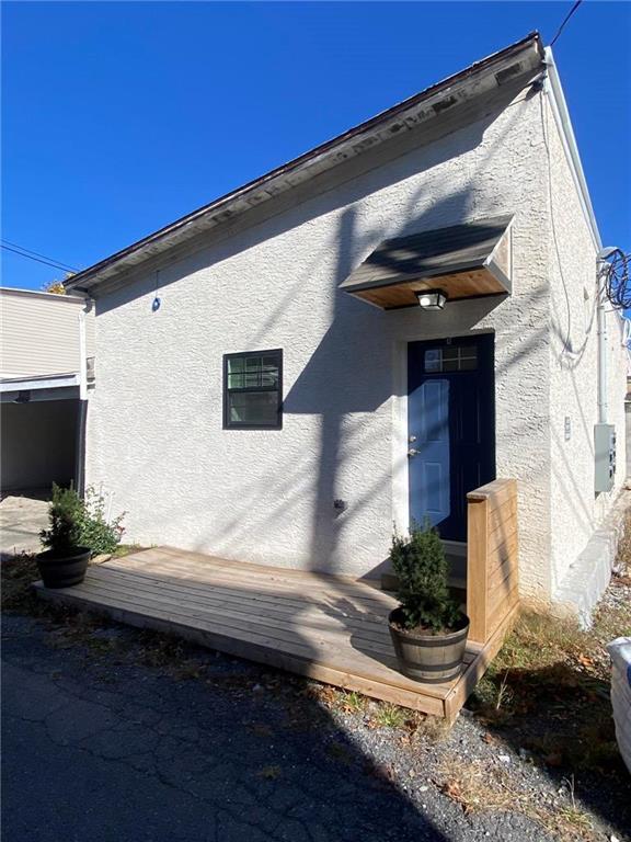 Building Photo - 128 S 1st St