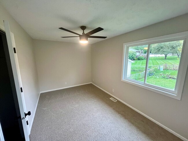 Building Photo - Move-In Ready Home with Stylish Upgrades i...