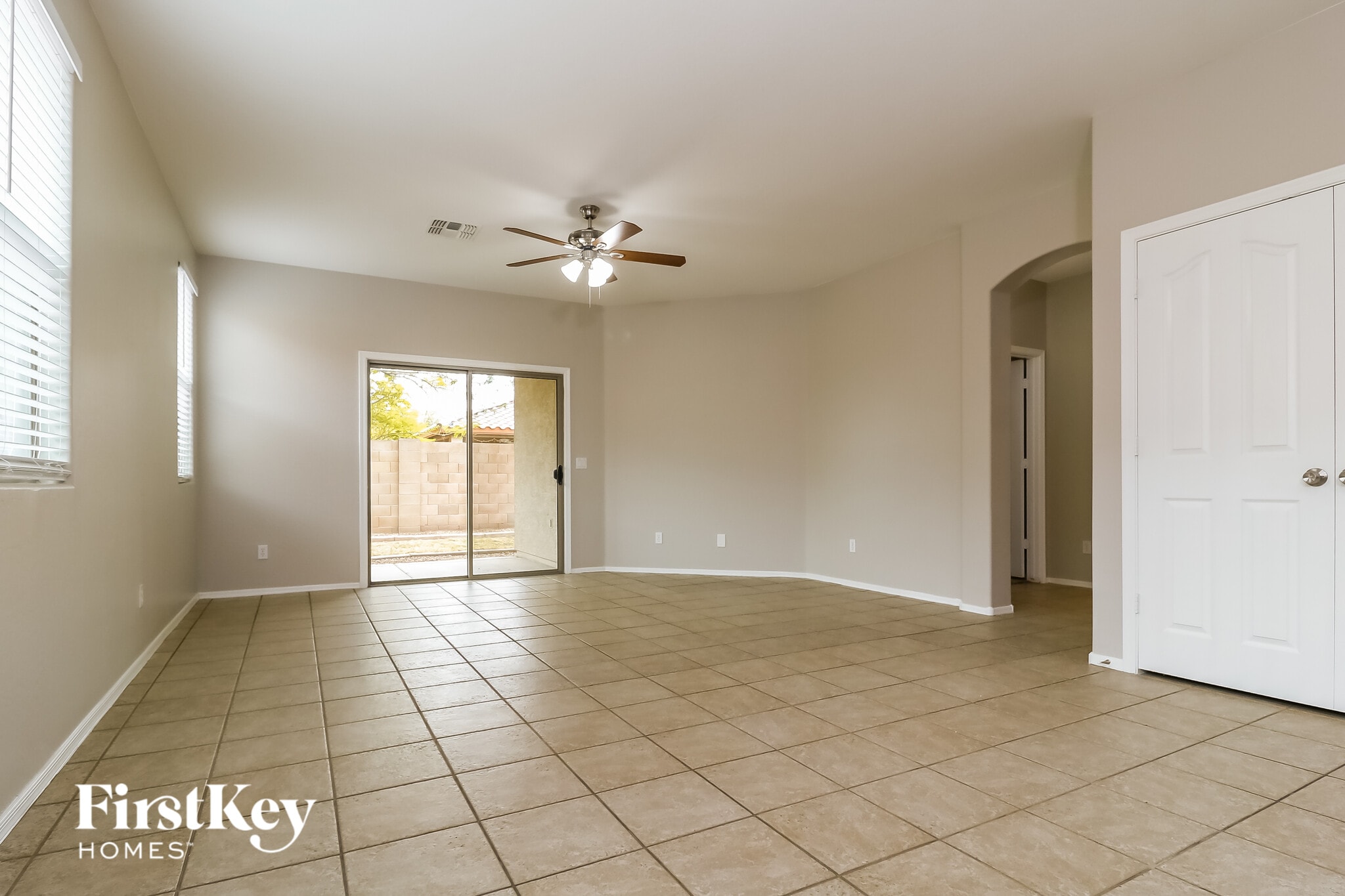 Building Photo - 15293 W Morning Glory St