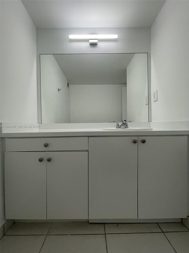 Building Photo - 500 Three Islands Boulevard