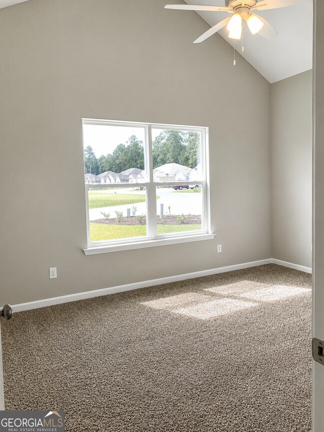 Building Photo - 115 Gary Cir