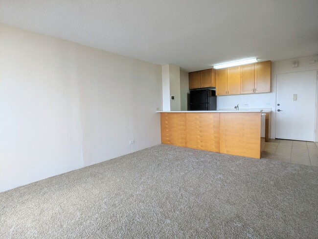 Building Photo - Convenient Makiki 1-bed, 1-bath, 1 parking...