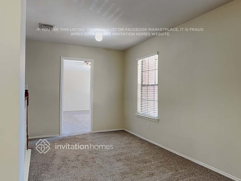 Building Photo - 9206 Rosewell Ct