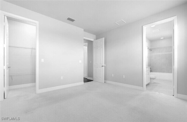 Building Photo - 4171 Crescent Ct