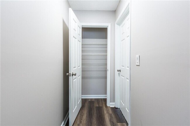 Building Photo - 3192 Dunlin Way
