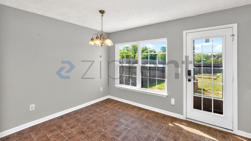 Building Photo - 4041 Sequoia Trail