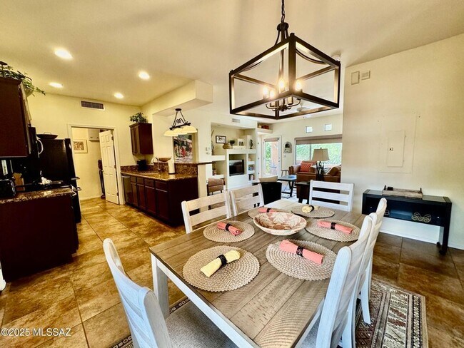 Building Photo - 655 W Vistoso Highlands Dr