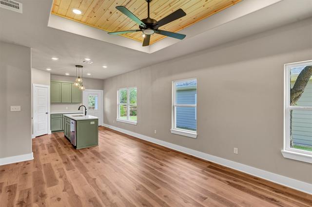 Building Photo - 807 Branding Iron Trail