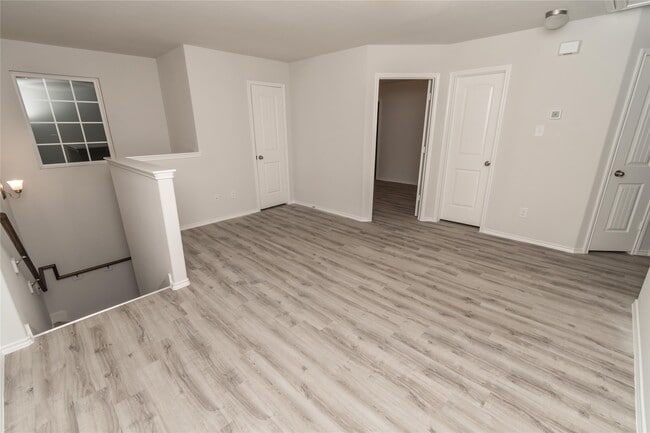 Building Photo - 3424 Cannon Dr