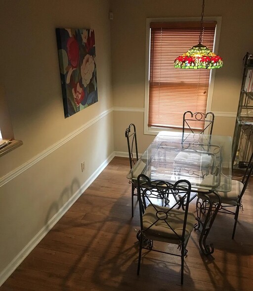 Dining room - 8600 Old Carriage Ct