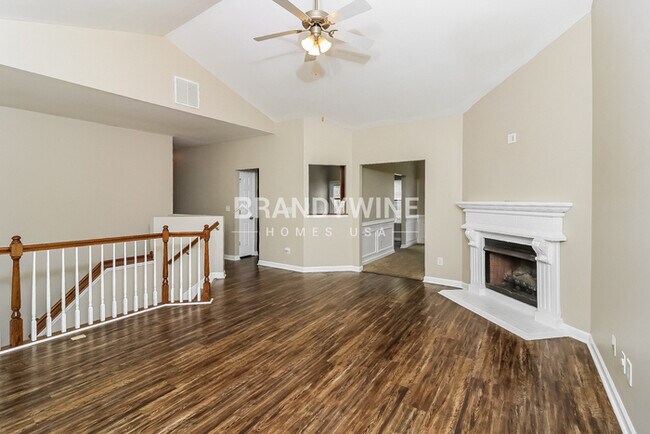 Building Photo - 455 Boxelder Rd