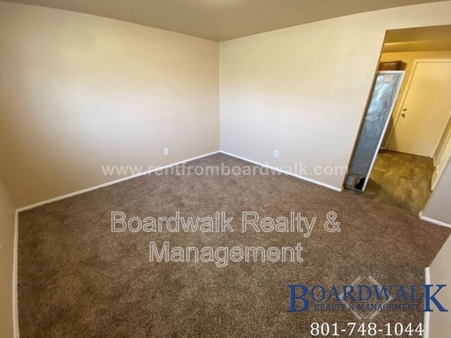 Building Photo - 661 N 980 W