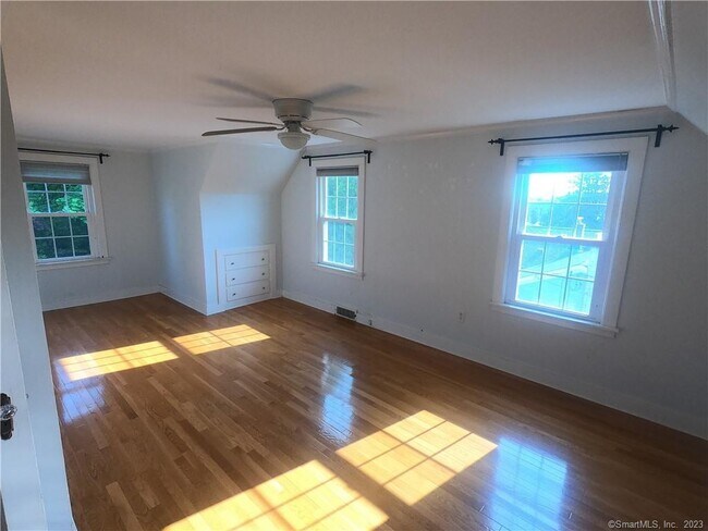 Building Photo - 59 Aitchison Dr