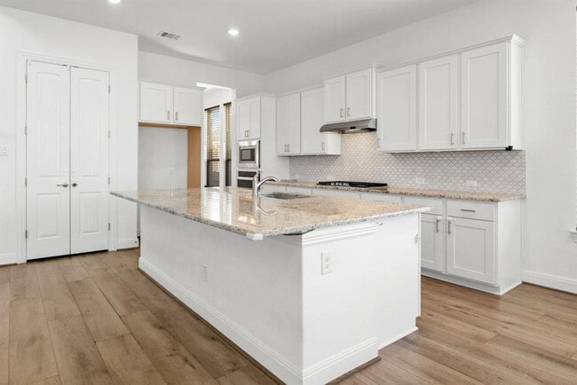 Building Photo - 18116 Leccion Dr