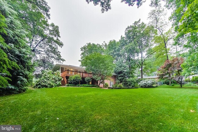 Building Photo - 14904 Claude Ln