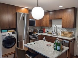 Building Photo - Leaird Drive Studios - All Utilities Included