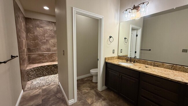 Building Photo - Beautiful Government Hill Home with Amazin...