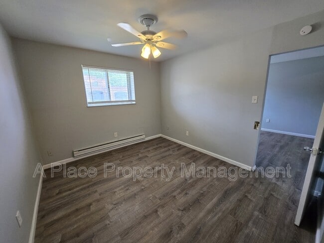 Building Photo - 2625 S Big Bend Blvd