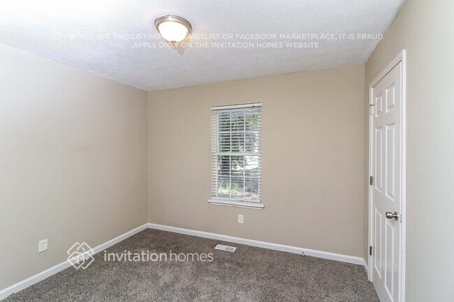 Building Photo - 2298 Chestnut Log Loop