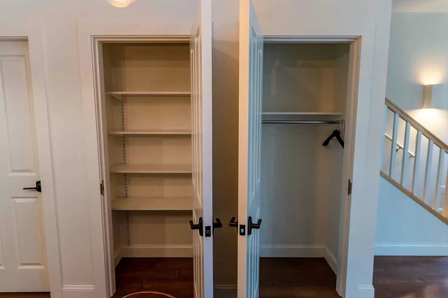 Building Photo - 11 Academy St