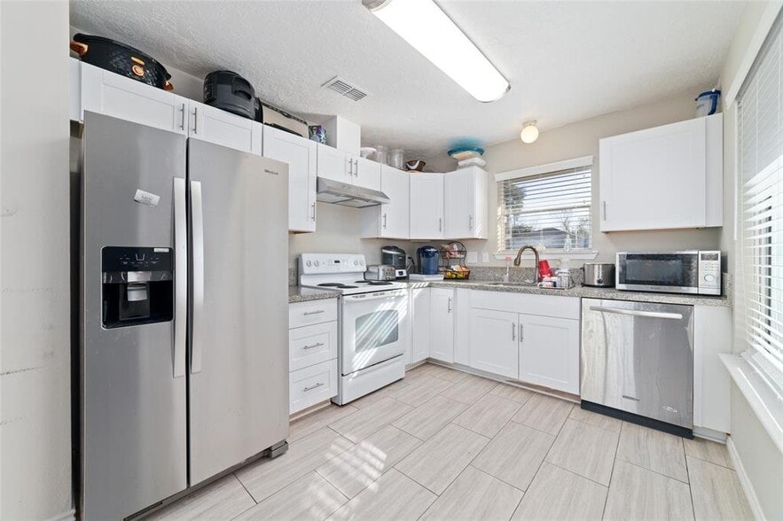 Building Photo - 12607 Lacey Crest Dr