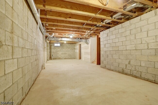 Building Photo - 29 Gordon Cir