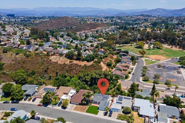 Building Photo - Welcome to Your Dream Home in Sunny San Di...