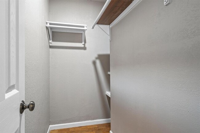 Building Photo - 1131 Byers Ln