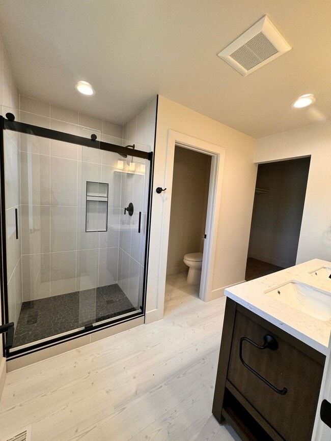 Building Photo - Modern, Spacious 3-Bedroom Townhome in the...