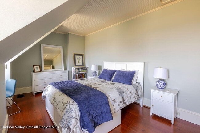 Building Photo - 136 Tory Hill Farm Rd