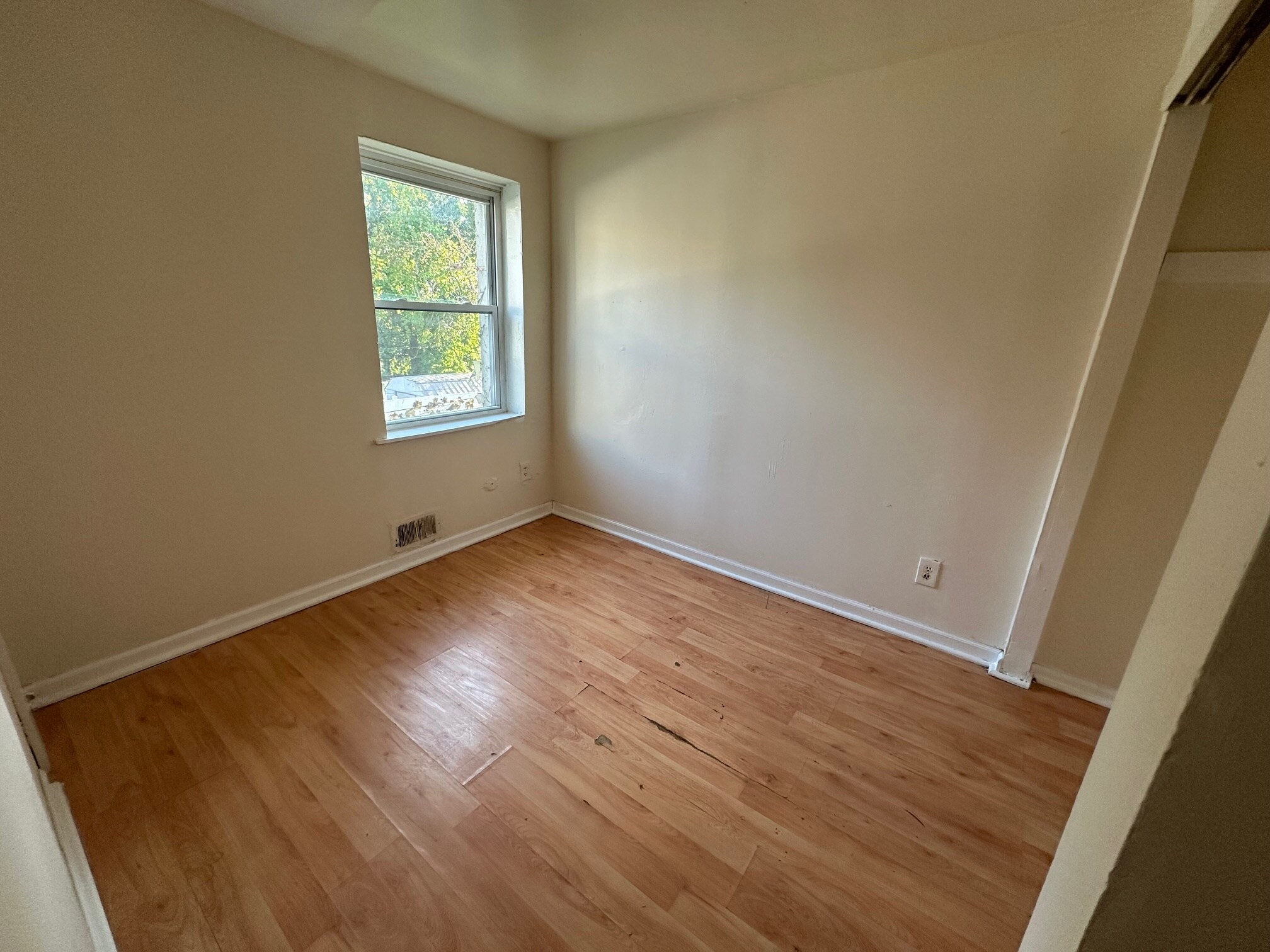 Building Photo - 5829 Wakefield St