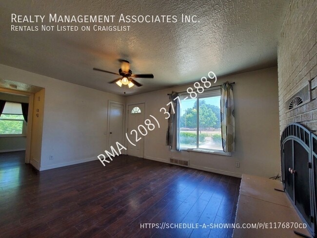 Building Photo - 1004 Paynter Ave