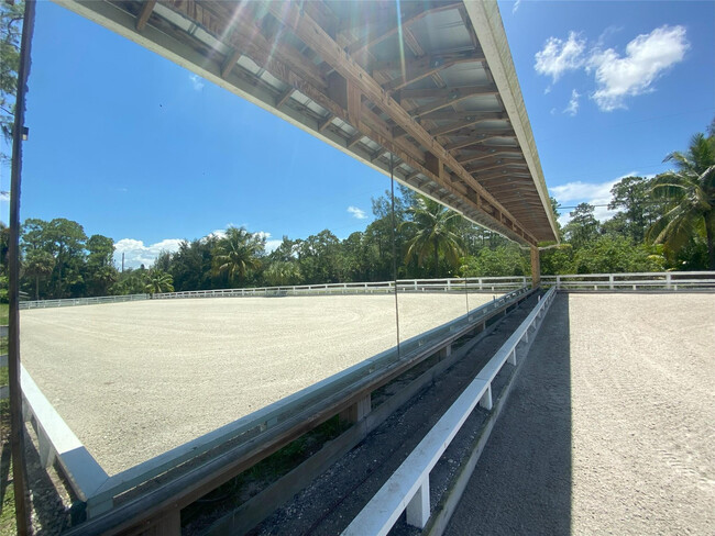 Building Photo - 2315 Deer Run Blvd