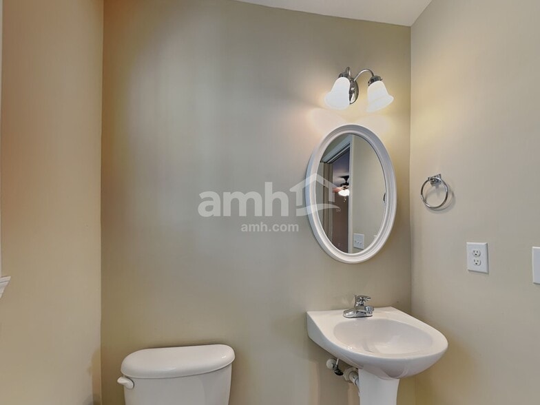 Building Photo - 4020 Tarrant Trace Cir