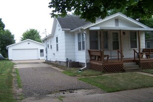 Front - 727 Bolles St