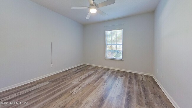 Building Photo - 12275 Deersong Dr