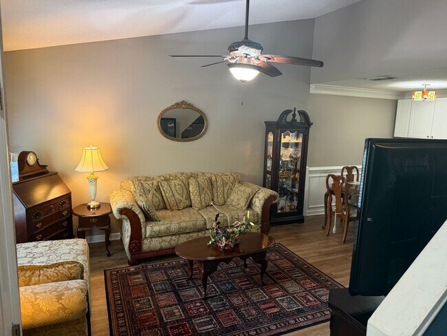 Building Photo - 3/2 Townhome for 1550$