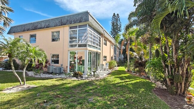 Building Photo - 2950 SE Ocean Blvd