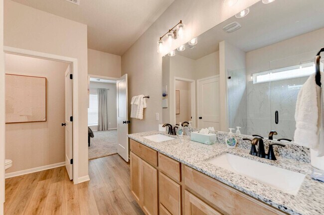 Building Photo - 2839 Fox River Dr