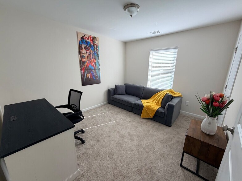 Building Photo - 301 Long Grove Ln