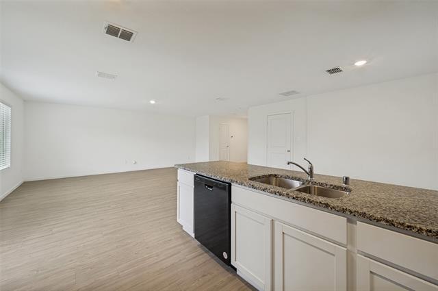 Building Photo - 213 Adelina Dr